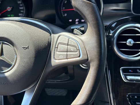 Used 2017 Mercedes-Benz GLC 300 4MATIC image 9