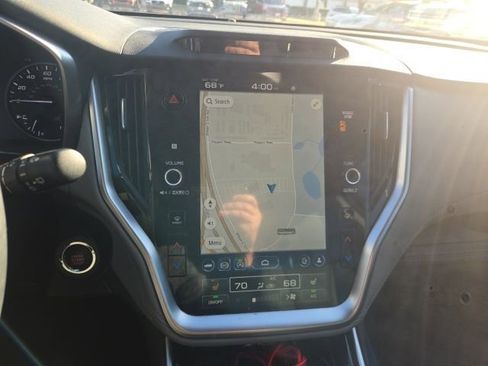 Used 2023 Subaru Outback Limited image 12