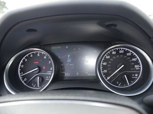 Used 2018 Toyota Camry XLE FWD image 28