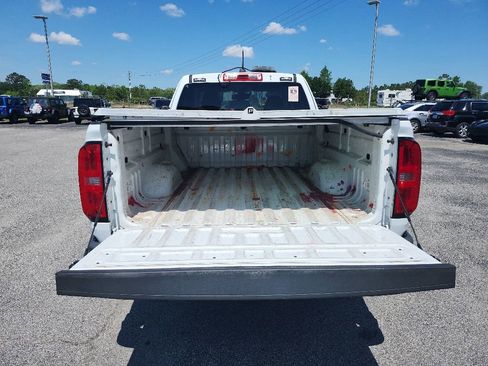 Used 2022 Chevrolet Colorado LT w/ Fleet Safety Package RWD image 22