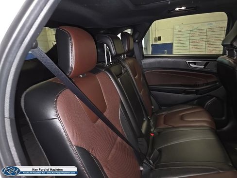 Used 2020 Ford Edge Titanium w/ Equipment Group 301A AWD/4WD image 53