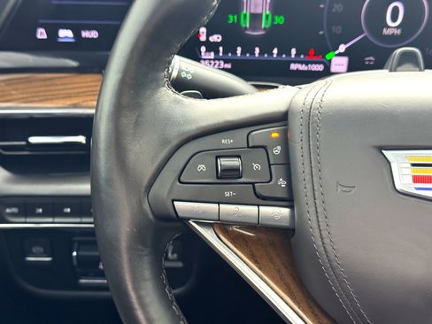 Used 2024 Cadillac Escalade ESV Sport Platinum w/ LPO, ONYX Package image 30