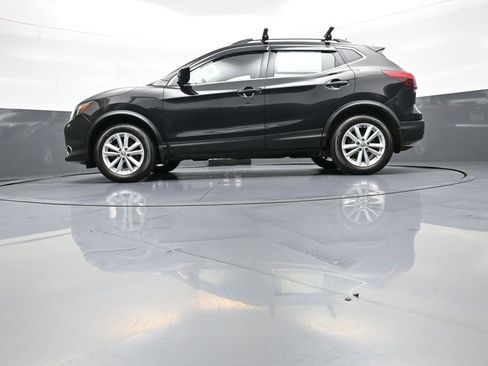 Used 2017 Nissan Rogue Sport S w/ S Appearance Package FWD image 31