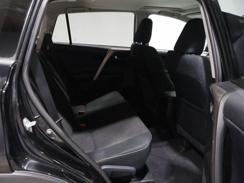 Used 2016 Toyota RAV4 XLE image 20