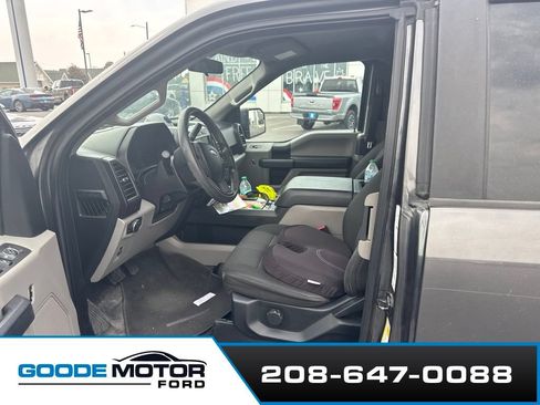 Used 2017 Ford F150 XL w/ Equipment Group 101A Mid AWD/4WD image 3