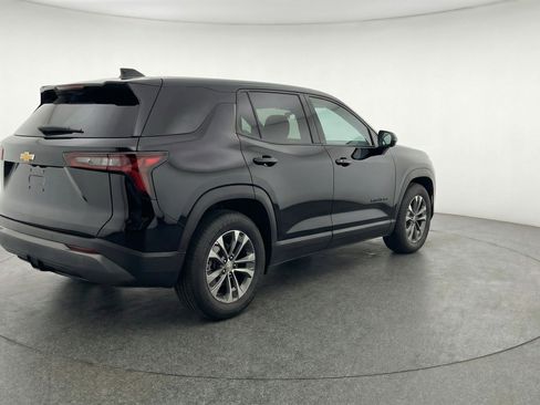 Used 2025 Chevrolet Equinox LT FWD image 9