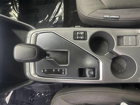 Used 2024 Subaru Crosstrek 2.0i Premium image 32