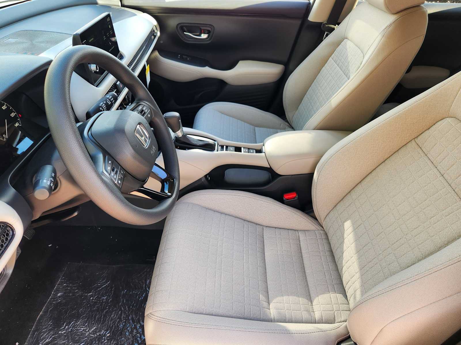 Certified 2026 Honda HR-V LX image 10