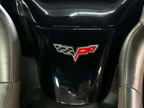 Used 2005 Chevrolet Corvette Convertible w/ Preferred Equipment Group RWD image 14
