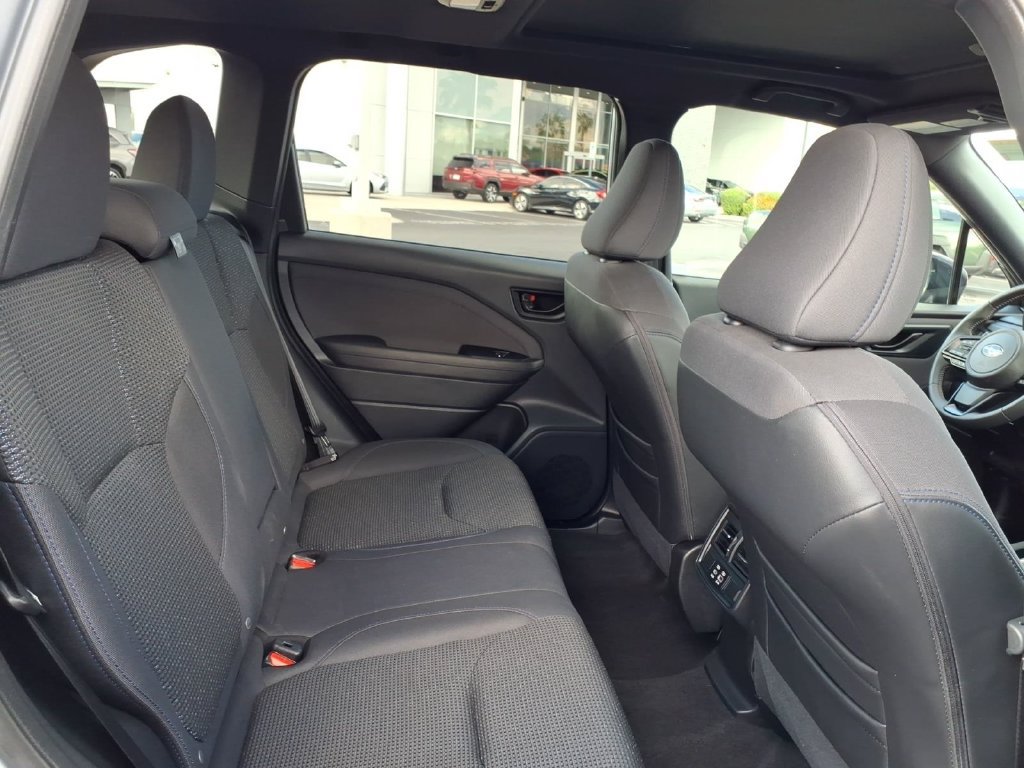 Certified 2025 Subaru Forester Premium AWD/4WD image 21