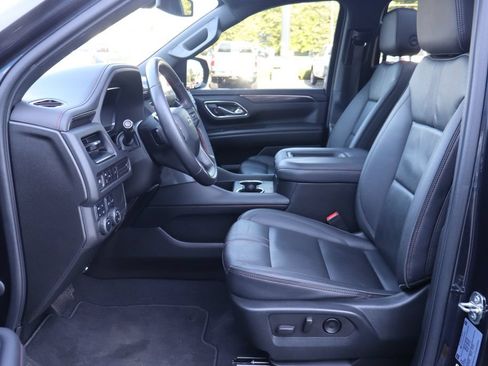 Used 2022 Chevrolet Tahoe RST AWD/4WD image 4