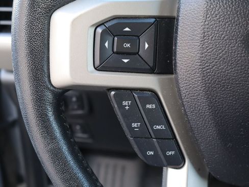 Used 2019 Ford F150 Lariat AWD/4WD image 12