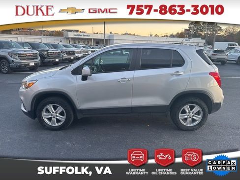 Used 2021 Chevrolet Trax LS w/ Tint and Cruise Package image 17