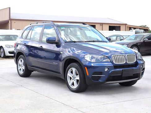 Used 2011 BMW X5 xDrive35d AWD/4WD image 9