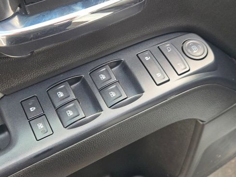 Used 2017 Chevrolet Silverado 1500 Custom w/ Custom Convenience Package image 20