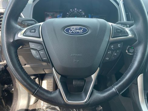 Used 2023 Ford Edge SEL image 25