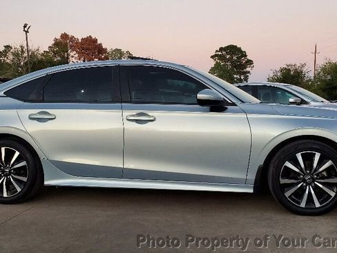 Used 2022 Honda Civic EX image 7