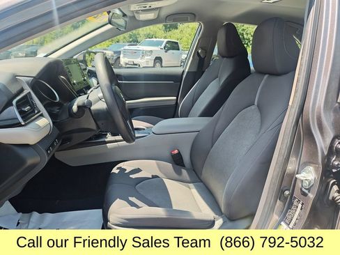 Certified 2023 Toyota Camry LE FWD image 11