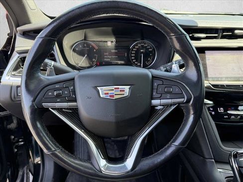 Used 2021 Cadillac XT6 Sport AWD/4WD image 14