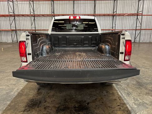 Used 2024 RAM 1500 Classic SLT AWD/4WD image 15