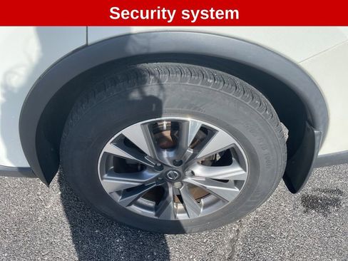 Used 2017 Nissan Murano S image 11