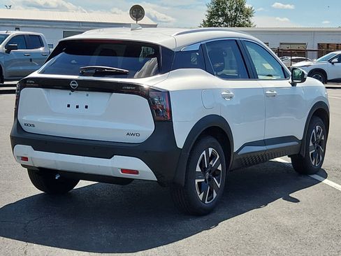 New 2025 Nissan Kicks SV w/ SV Premium Package image 3