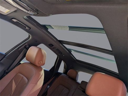 Used 2022 Audi Q5 2.0T Premium w/ Convenience Package image 21