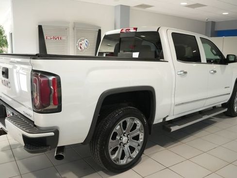 Used 2016 GMC Sierra 1500 Denali w/ Denali Ultimate Package AWD/4WD image 7