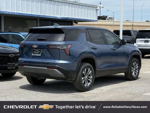 New 2026 Chevrolet Equinox LT w/ Safety and Technology Package FWD image 6