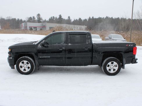 Used 2018 Chevrolet Silverado 1500 LT w/ All Star Edition image 5