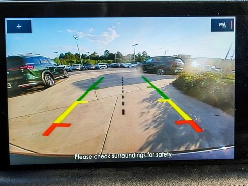 Used 2023 Lincoln Nautilus Reserve image 24