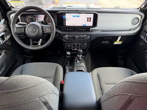 New 2026 Jeep Gladiator Sport image 25