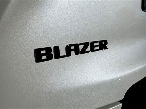 Used 2023 Chevrolet Blazer RS w/ Enhanced Convenience Package image 30