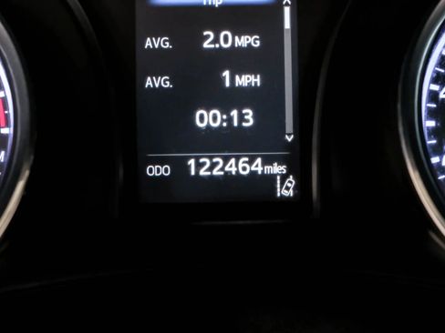 Used 2019 Toyota Camry LE FWD image 19