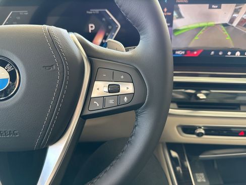 New 2026 BMW X5 xDrive40i w/ Climate Comfort Package image 21