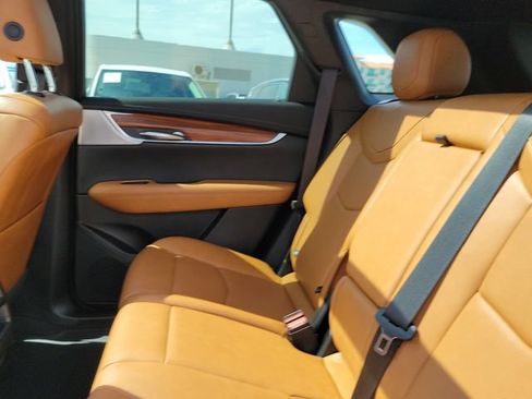 Used 2024 Cadillac XT5 Premium Luxury FWD image 13