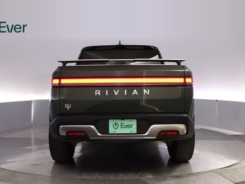 Used 2022 Rivian R1T Adventure AWD/4WD image 15