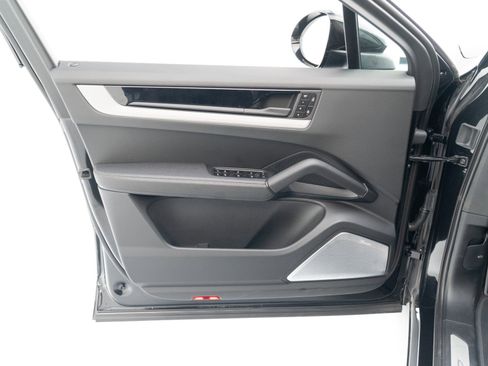 Certified 2026 Porsche Cayenne S image 20