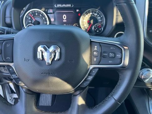 Used 2025 RAM 1500 Laramie AWD/4WD image 17