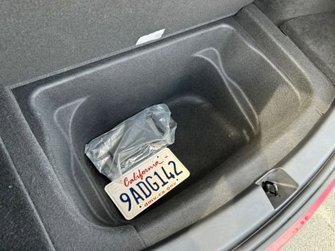 Used 2022 Tesla Model Y Performance image 55