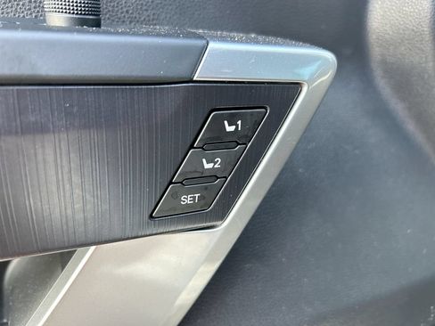 Used 2023 Toyota Sequoia Platinum AWD/4WD image 13