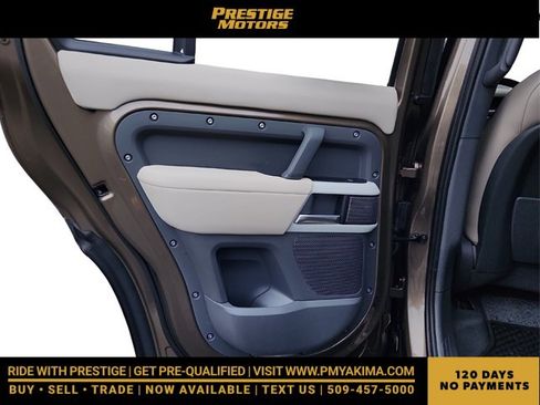 Used 2020 Land Rover Defender 110 SE image 28