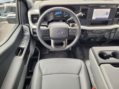 New 2026 Ford F250 XL w/ XL Chrome Package AWD/4WD image 39
