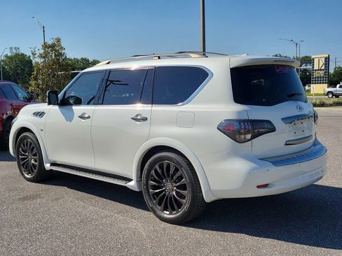 Used 2017 INFINITI QX80 Limited image 3