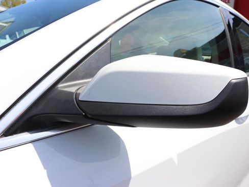 Used 2024 Chevrolet Malibu LT FWD image 57