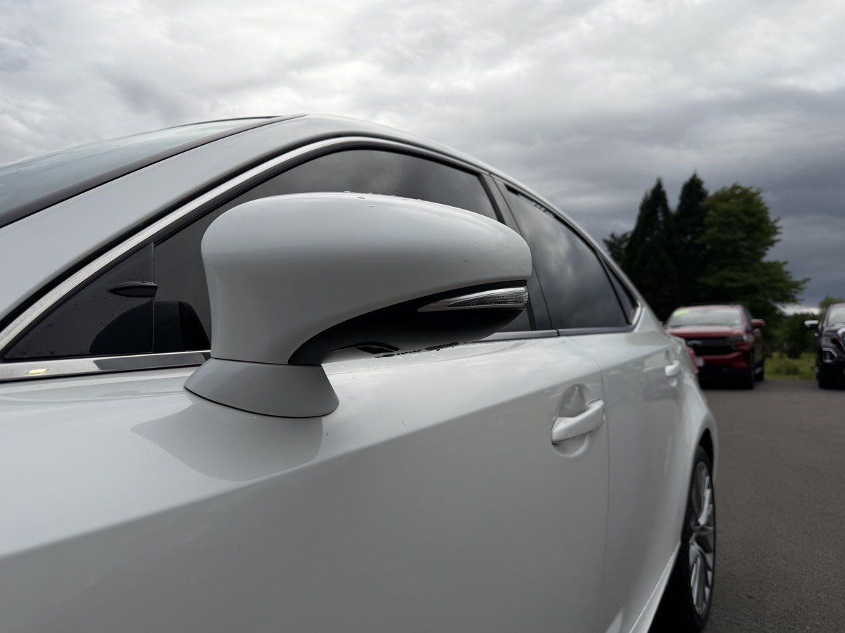 Used 2015 Lexus IS 250 w/ Navigation System Package RWD image 12