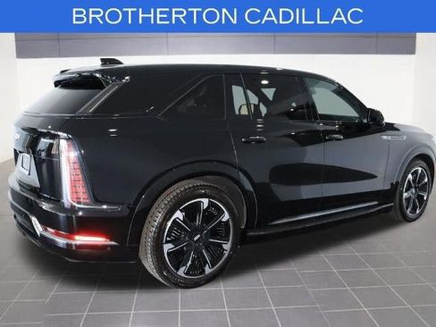 Certified 2025 Cadillac Escalade IQ Sport 2 AWD/4WD image 9