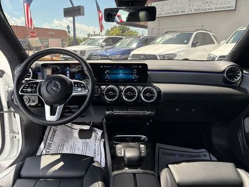 Used 2023 Mercedes-Benz CLA 250 w/ Premium Package image 20