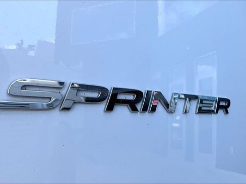 Used 2024 Mercedes-Benz Sprinter 3500 image 31