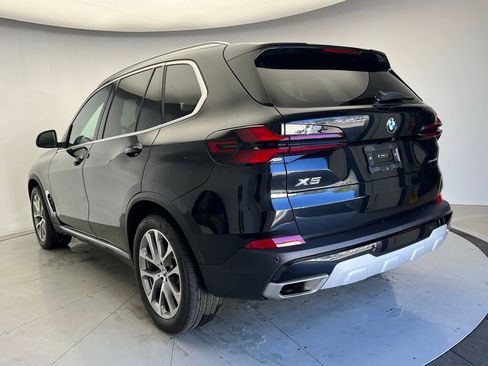 Certified 2025 BMW X5 xDrive40i AWD/4WD image 4